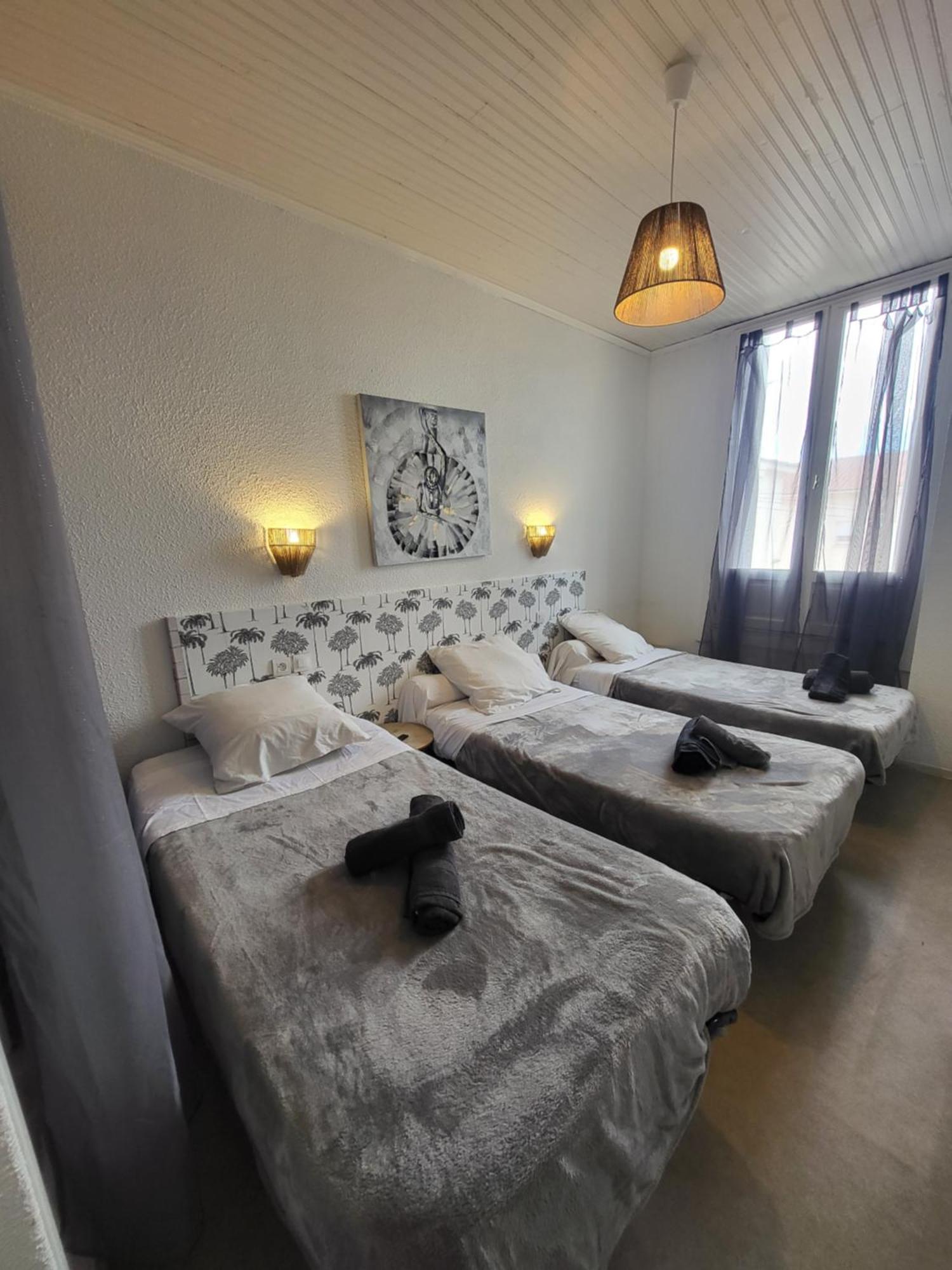 Hotel Le Chalet Valras-Plage Exterior photo